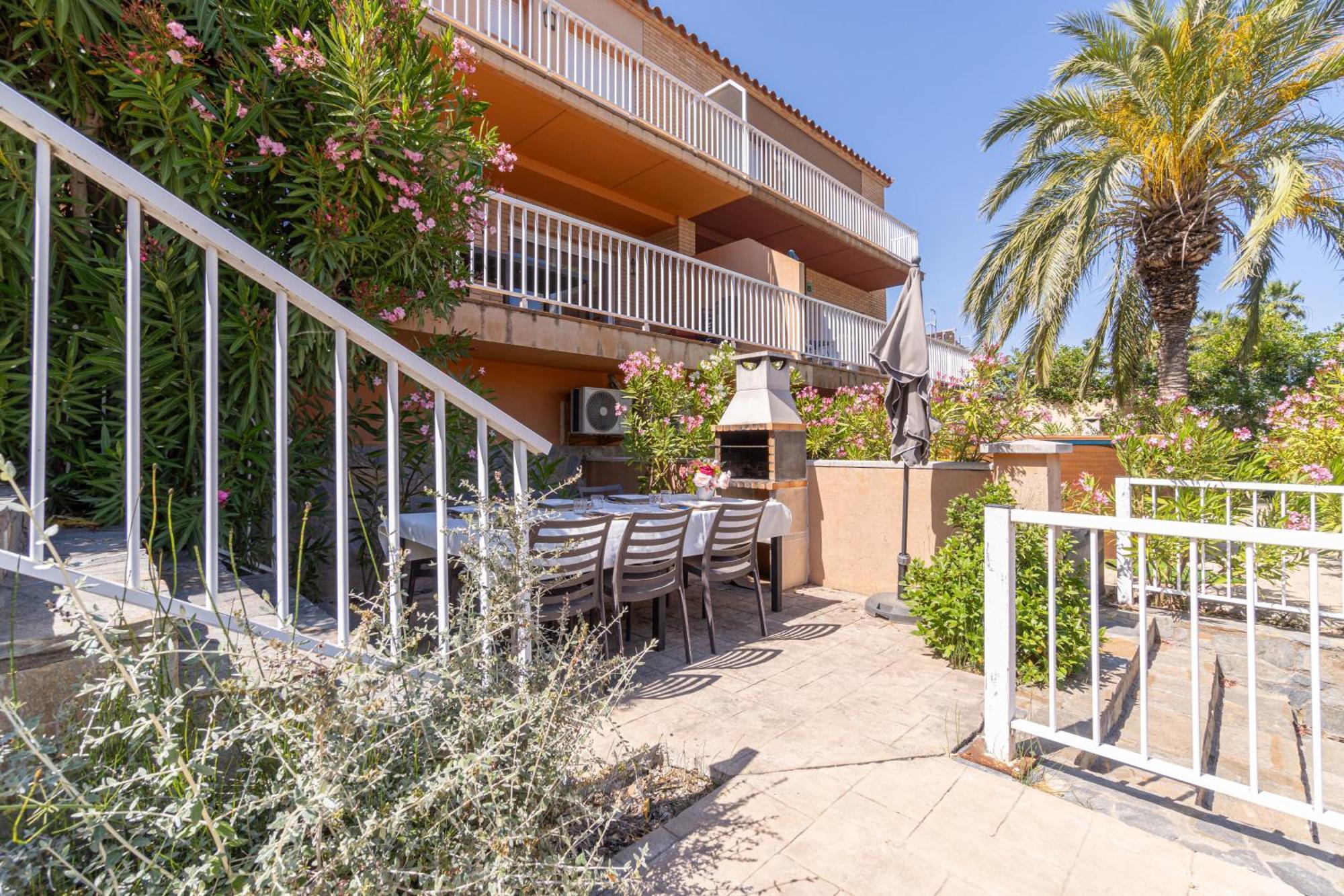 Jouvacations Villa Freser Empuriabrava Exterior photo